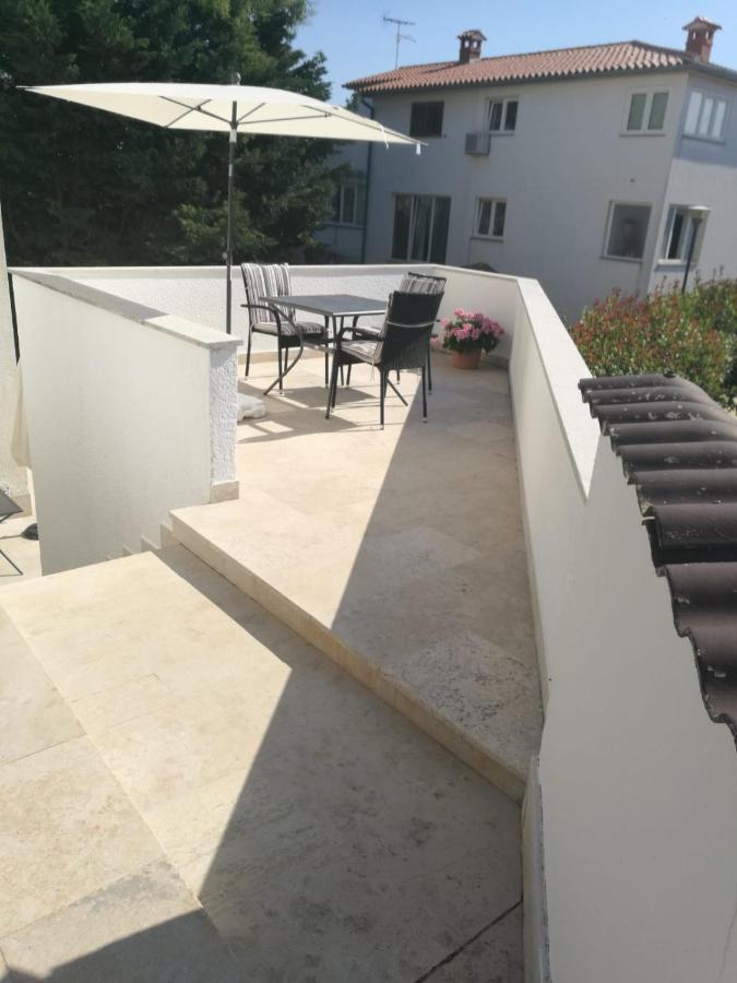 Ferienhaus Bozena Appartment 4 Vrsar Exteriör bild
