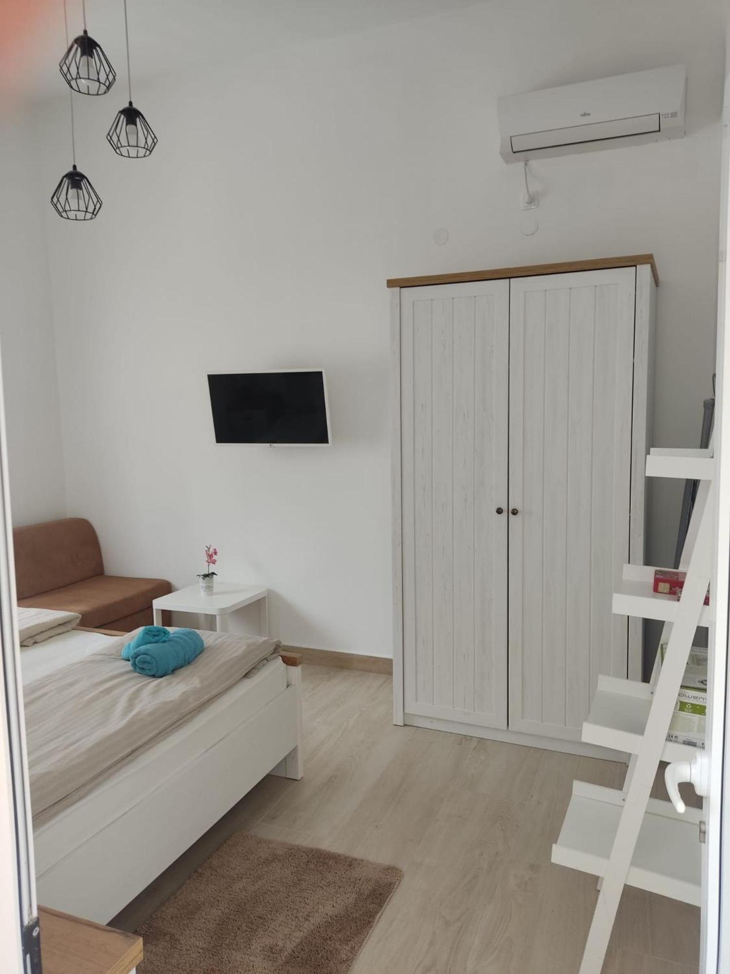 Ferienhaus Bozena Appartment 4 Vrsar Exteriör bild